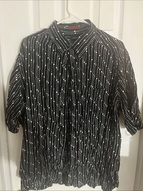 Claiborne Black Button-Down Shirt with White Linear Dot Pattern